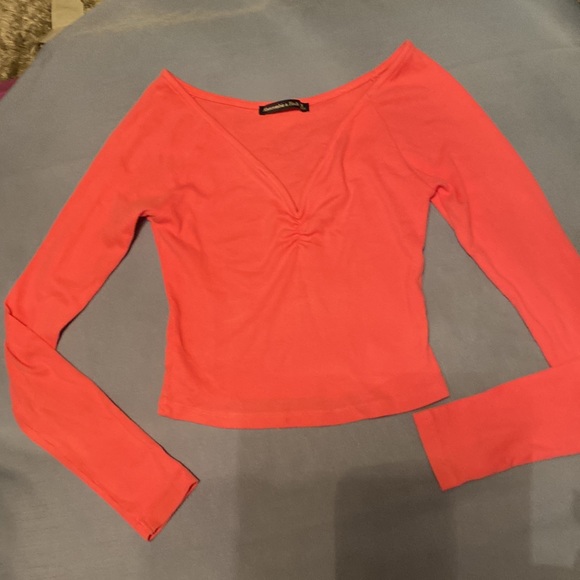 Pink Abercrombie & Fitch long sleeve shirt - Picture 4 of 4
